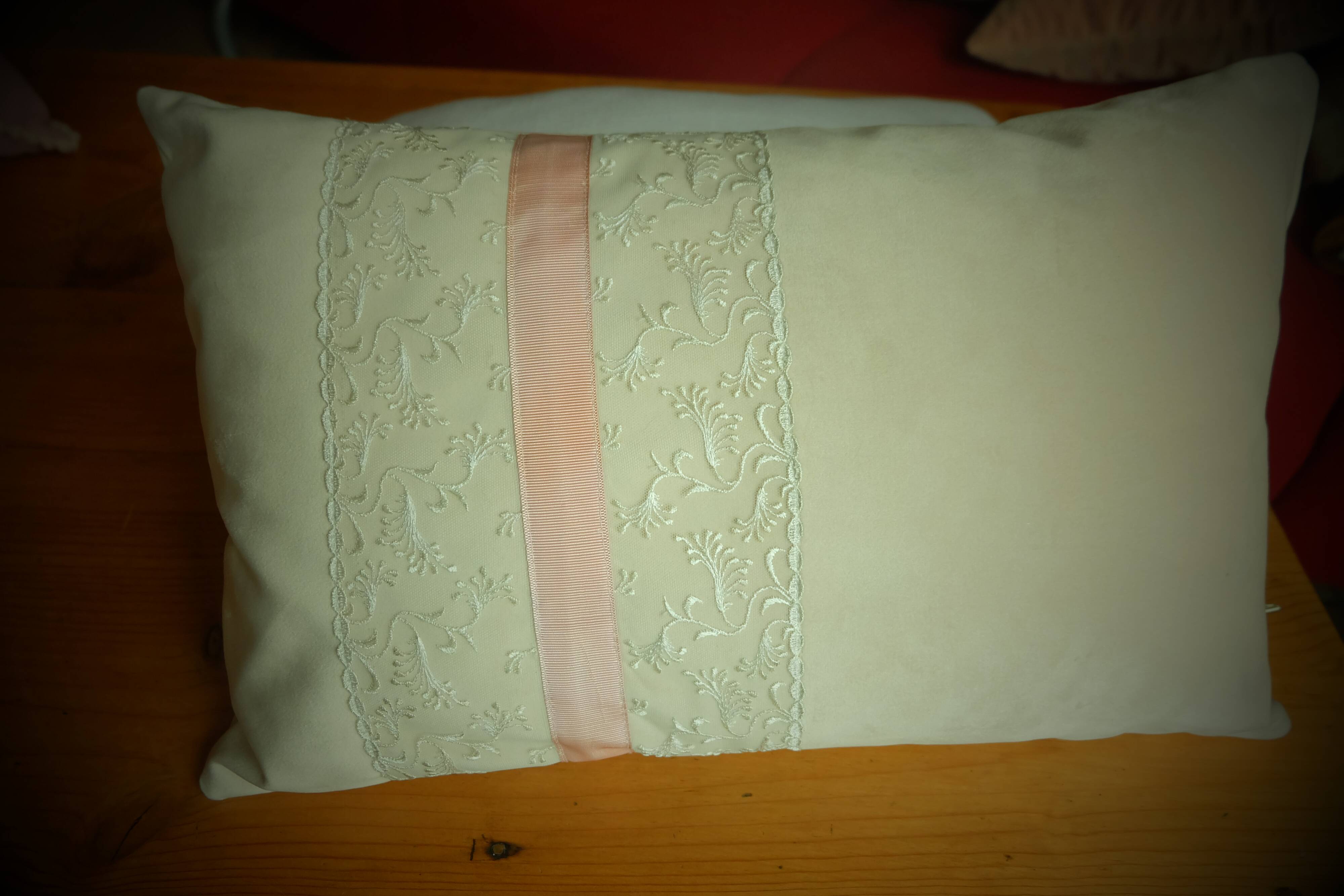 lace cushion