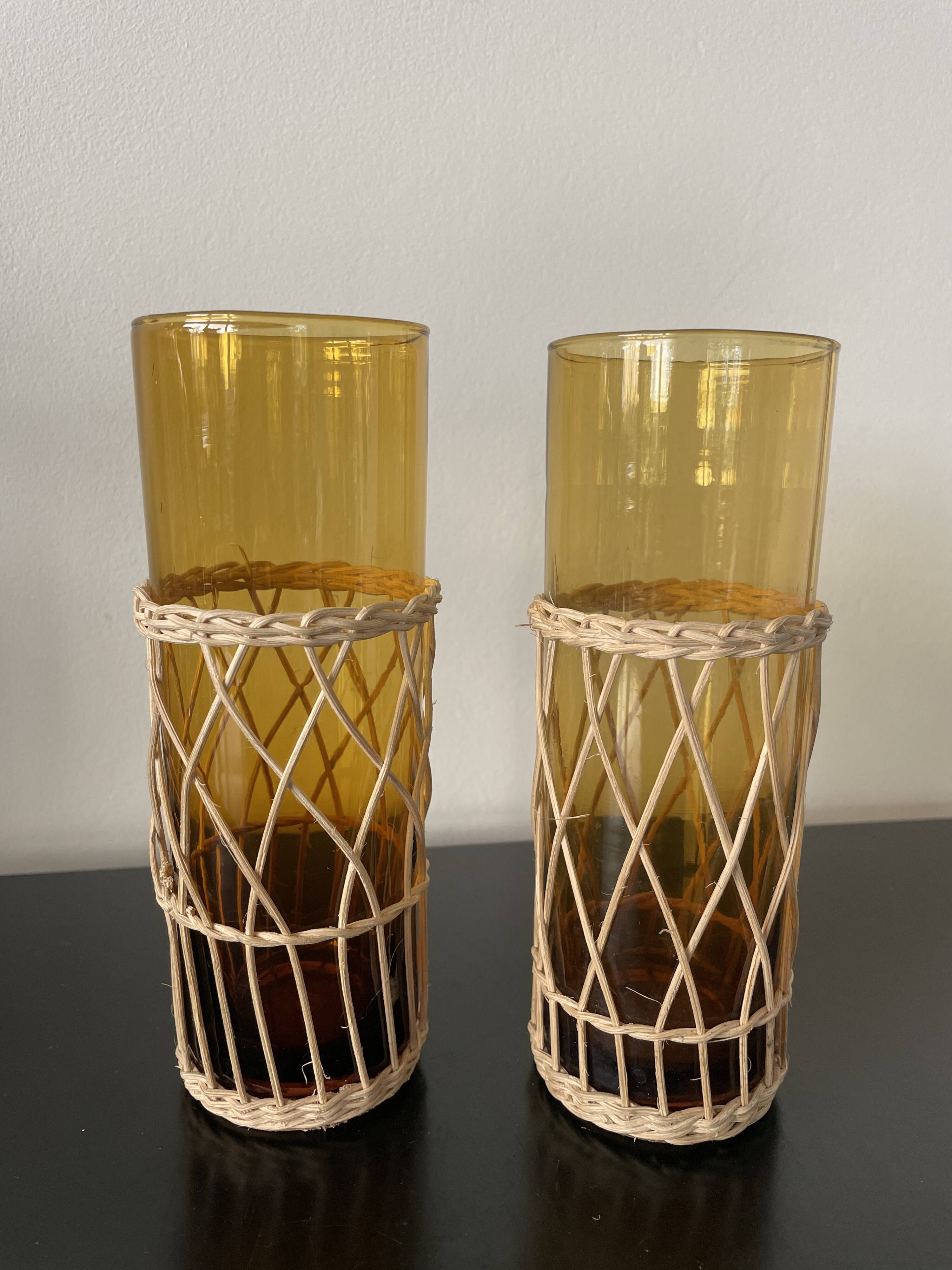 Set of 2 smoked orangeade glasses in woven wicker