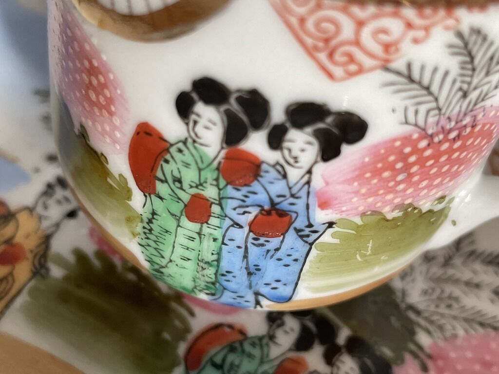 2 cups Japanese porcelain