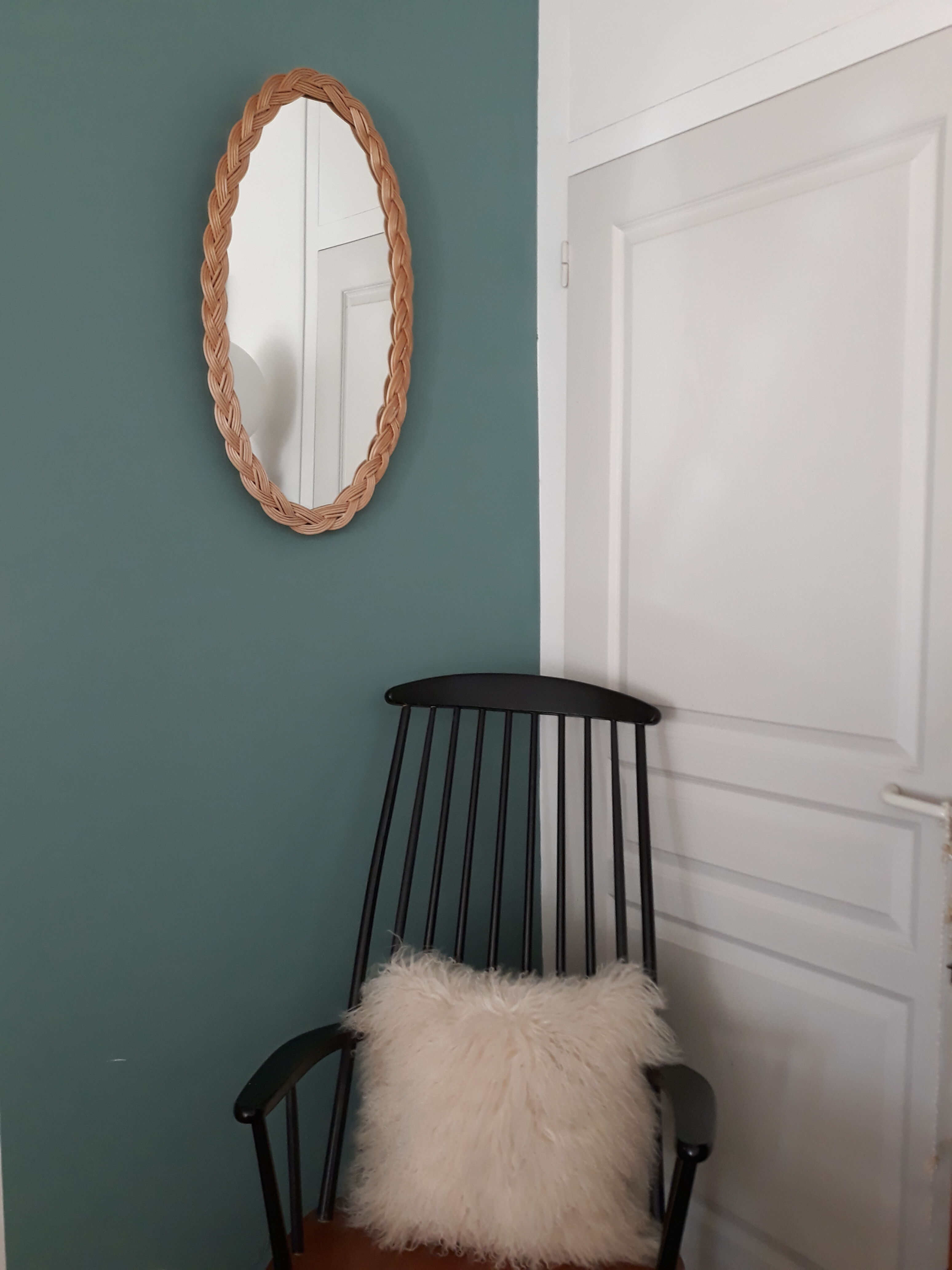 Large oval mirror vintage rattan 75x40cm