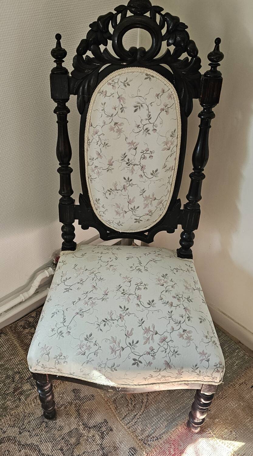 Chaise ancienne dite " de nourrice "