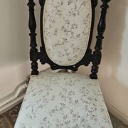 Chaise ancienne dite " de nourrice "