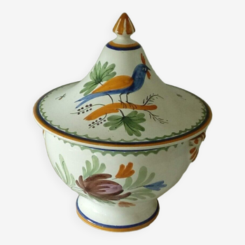 Soupiere en faience decor floral oiseau nevers la rochelle ?