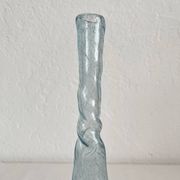 Vase soliflore en verre soufflé bullé torsadé Biot vintage