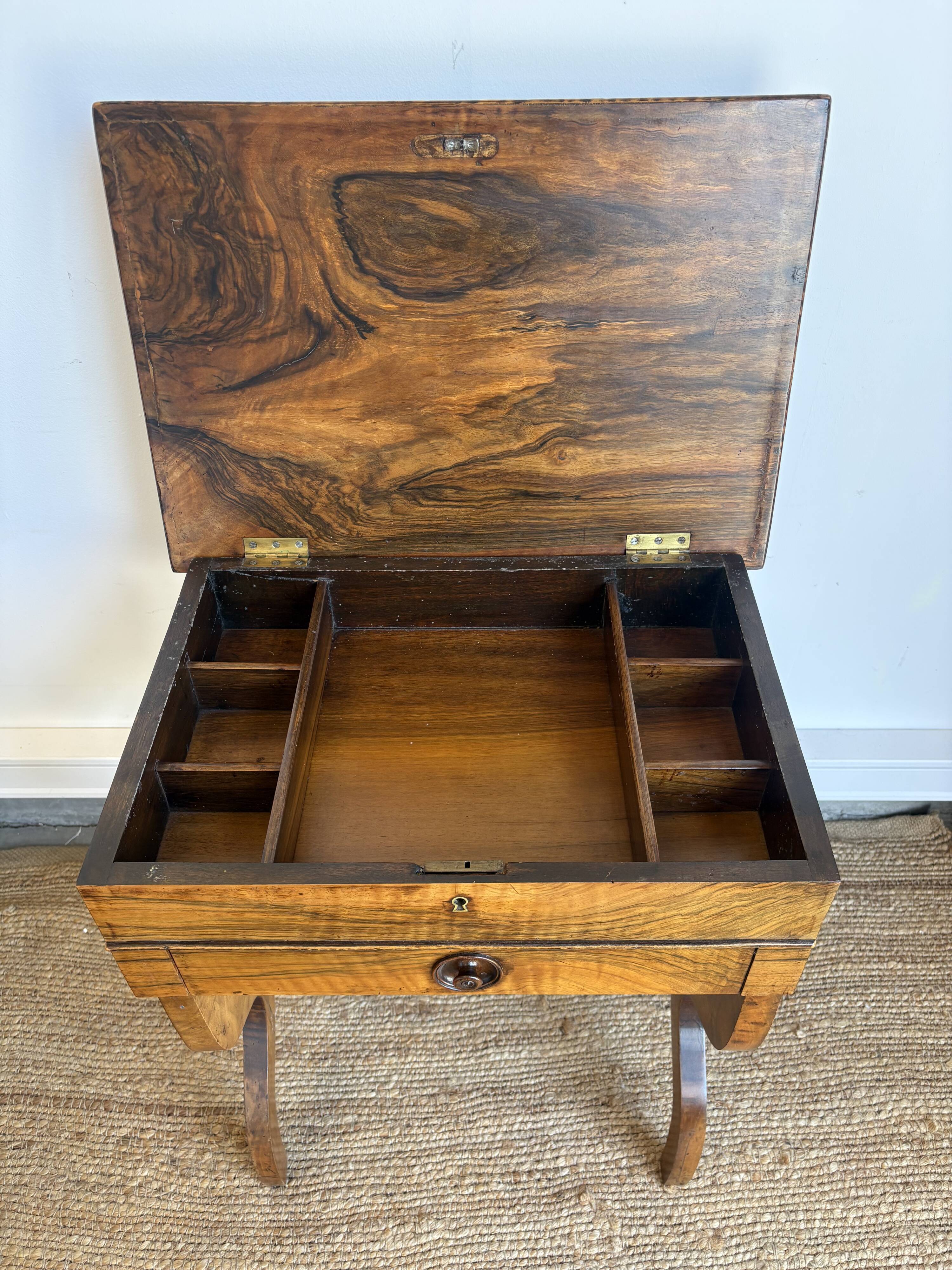 Charles X work table in rosewood veneer.