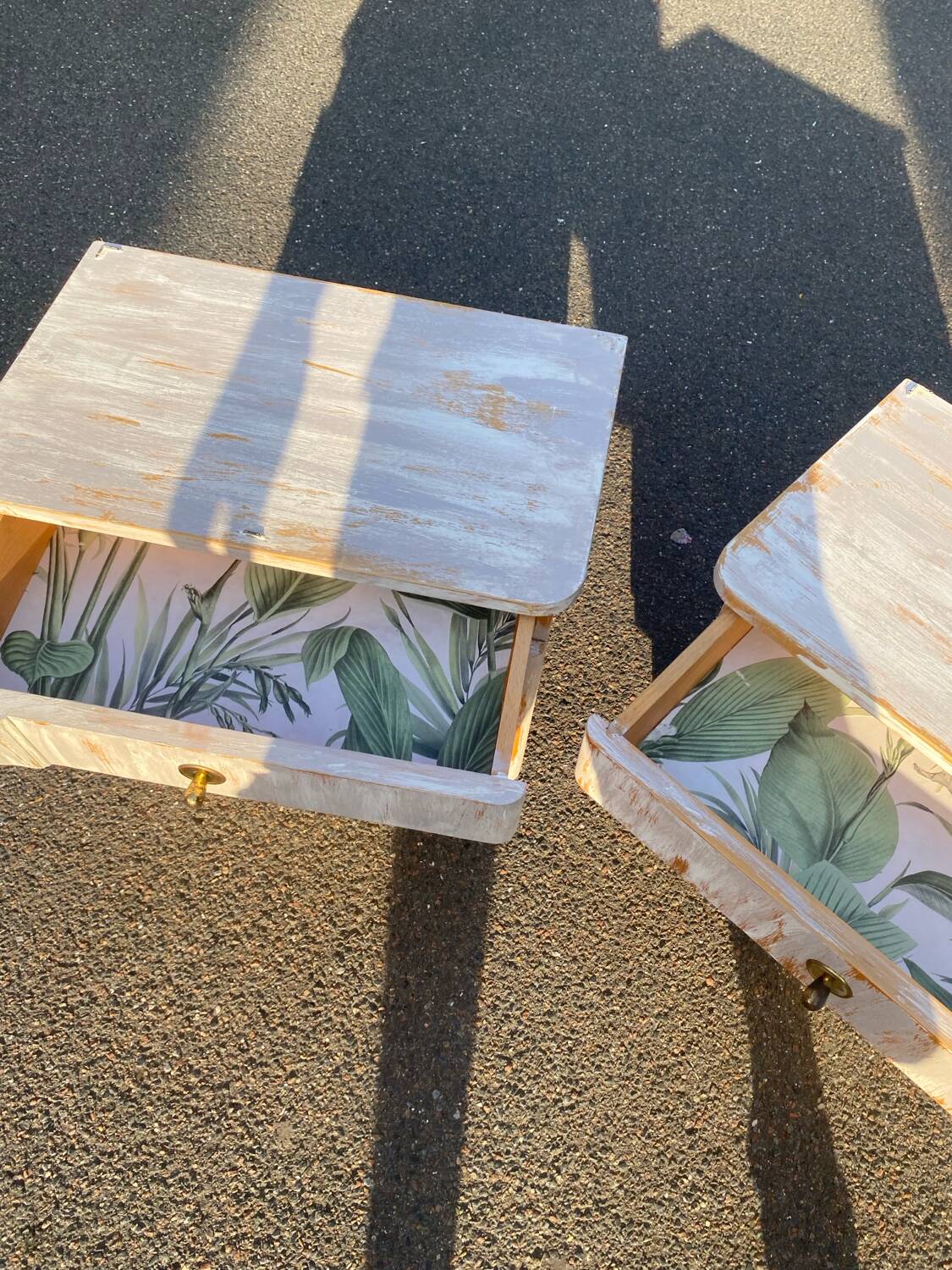 2 German bedside tables