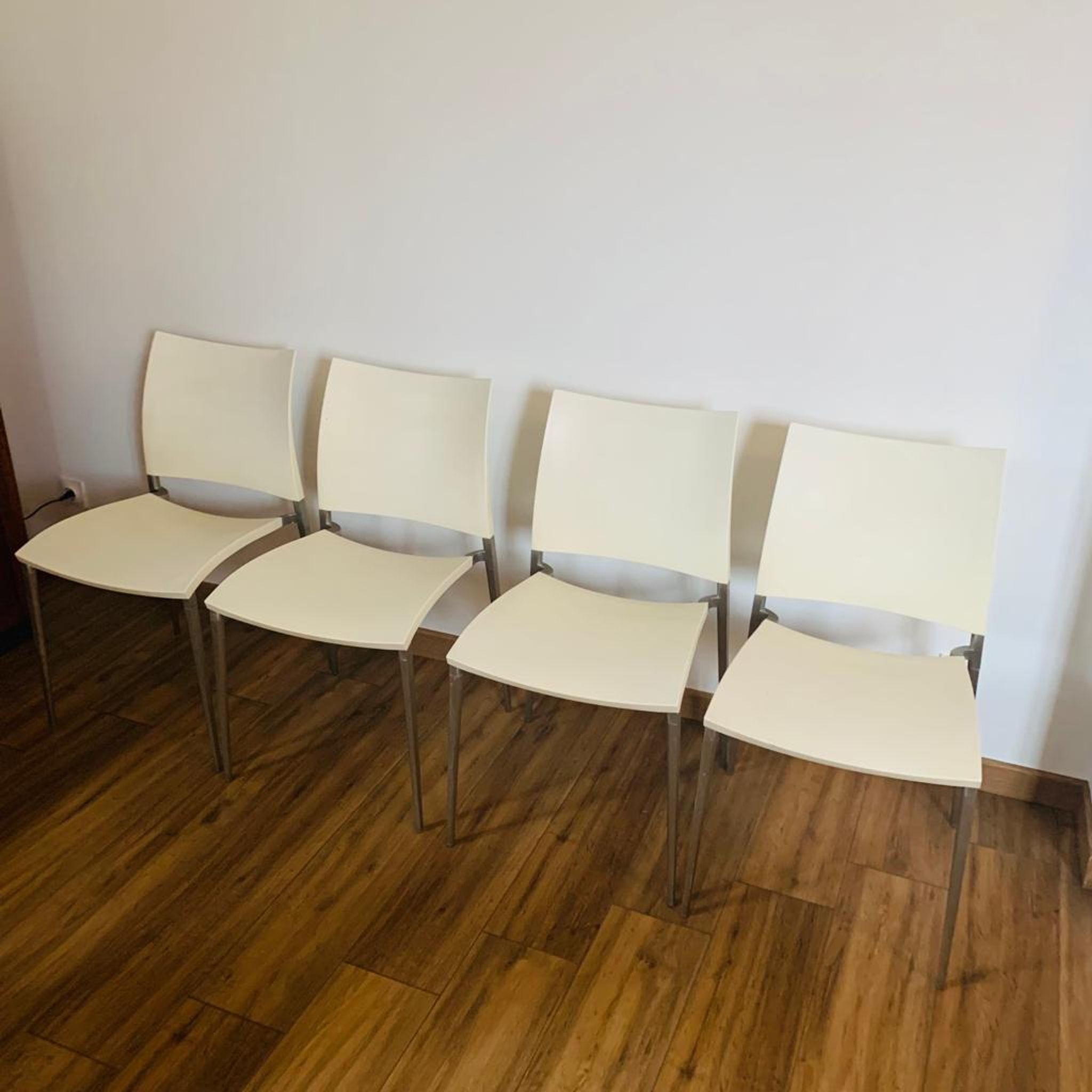 Lot de 4 chaises Desalto Sand