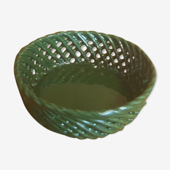 Vintage pocket empty cup in green braided ceramic basket style