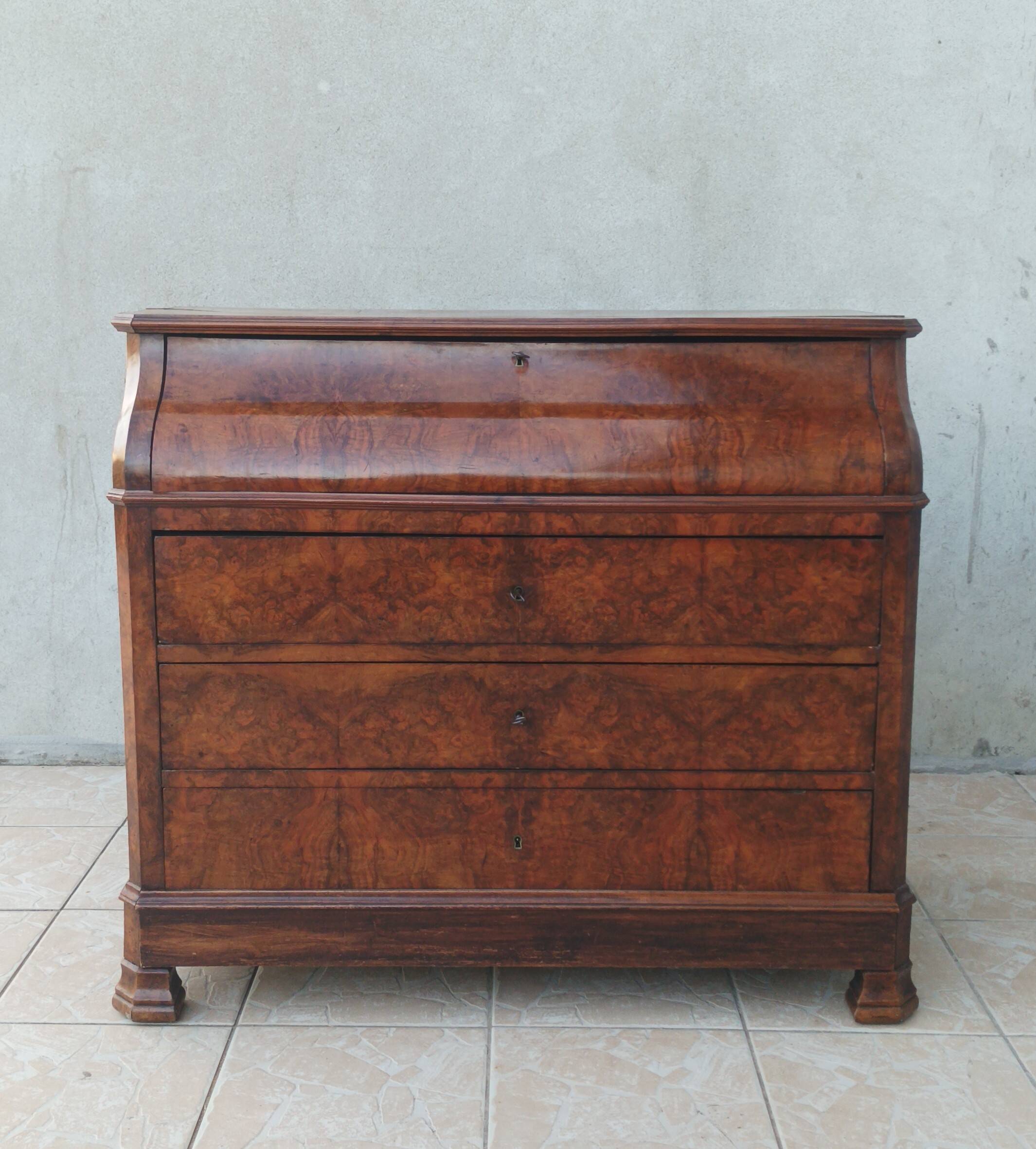Louis Philippe walnut chest of drawers