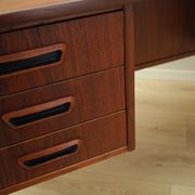 Teak desk, Danish design, 1970s, manufactured by A.P. Møbler Svenstrup