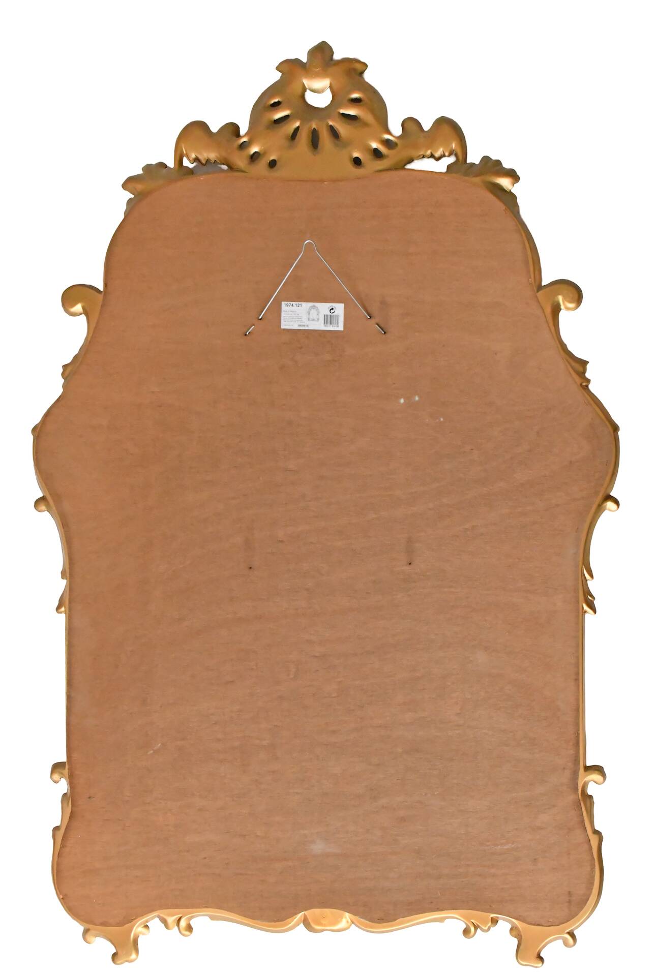Console with a gilded wooden mirror.