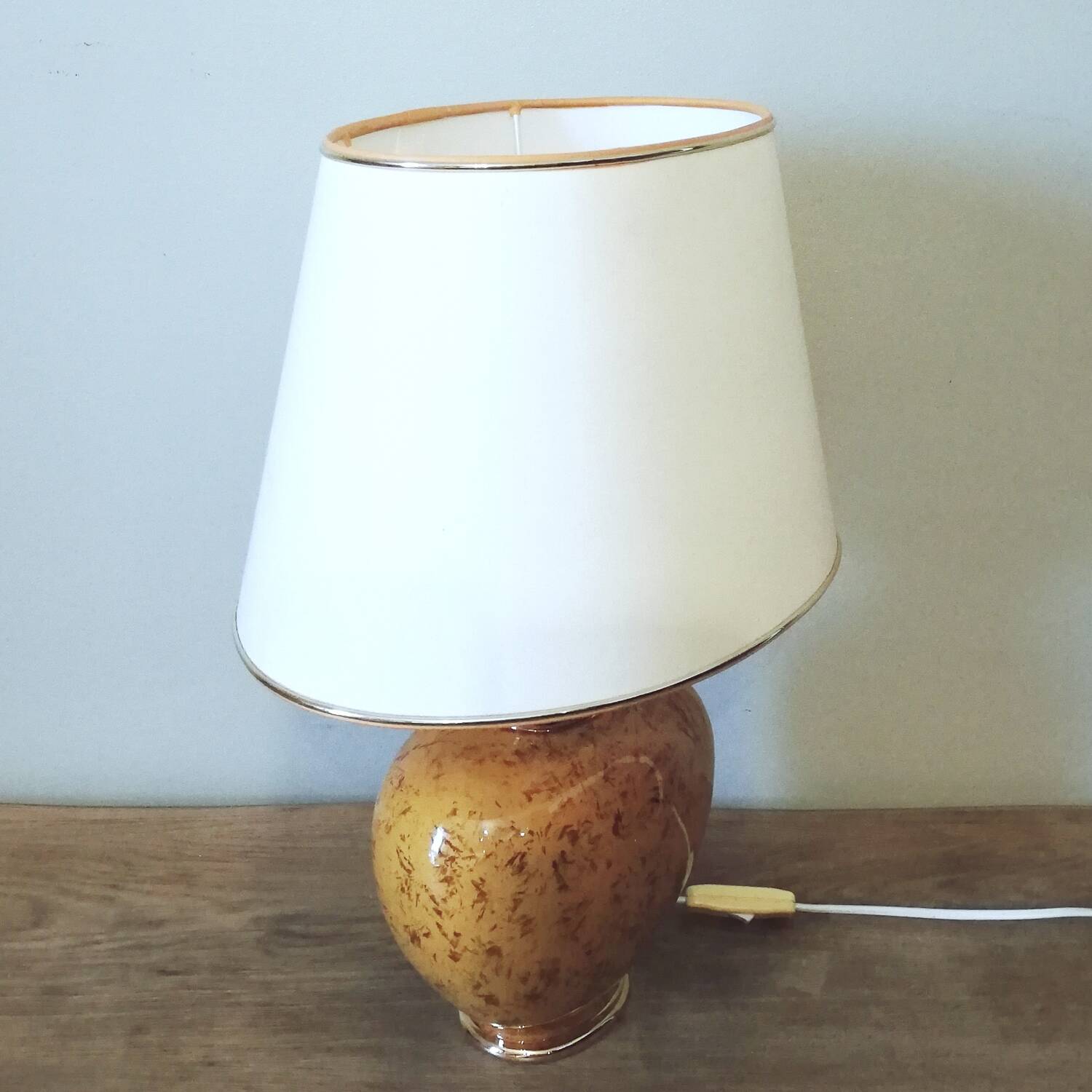 Ceramic lamp