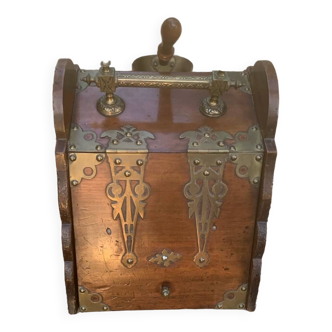 Victorian coal box, late 19th century