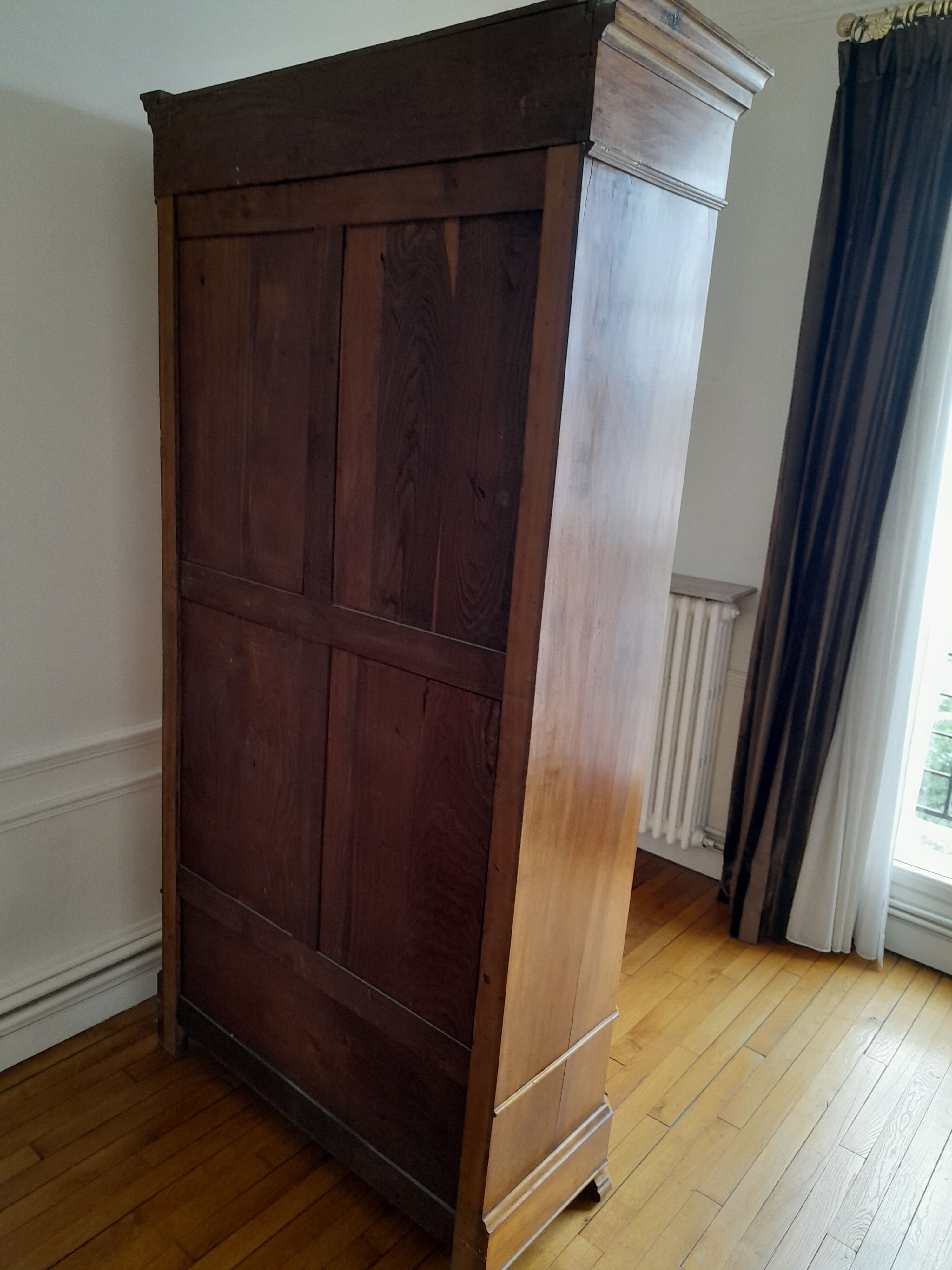 Showcase bookcase wardrobe in blond walnut