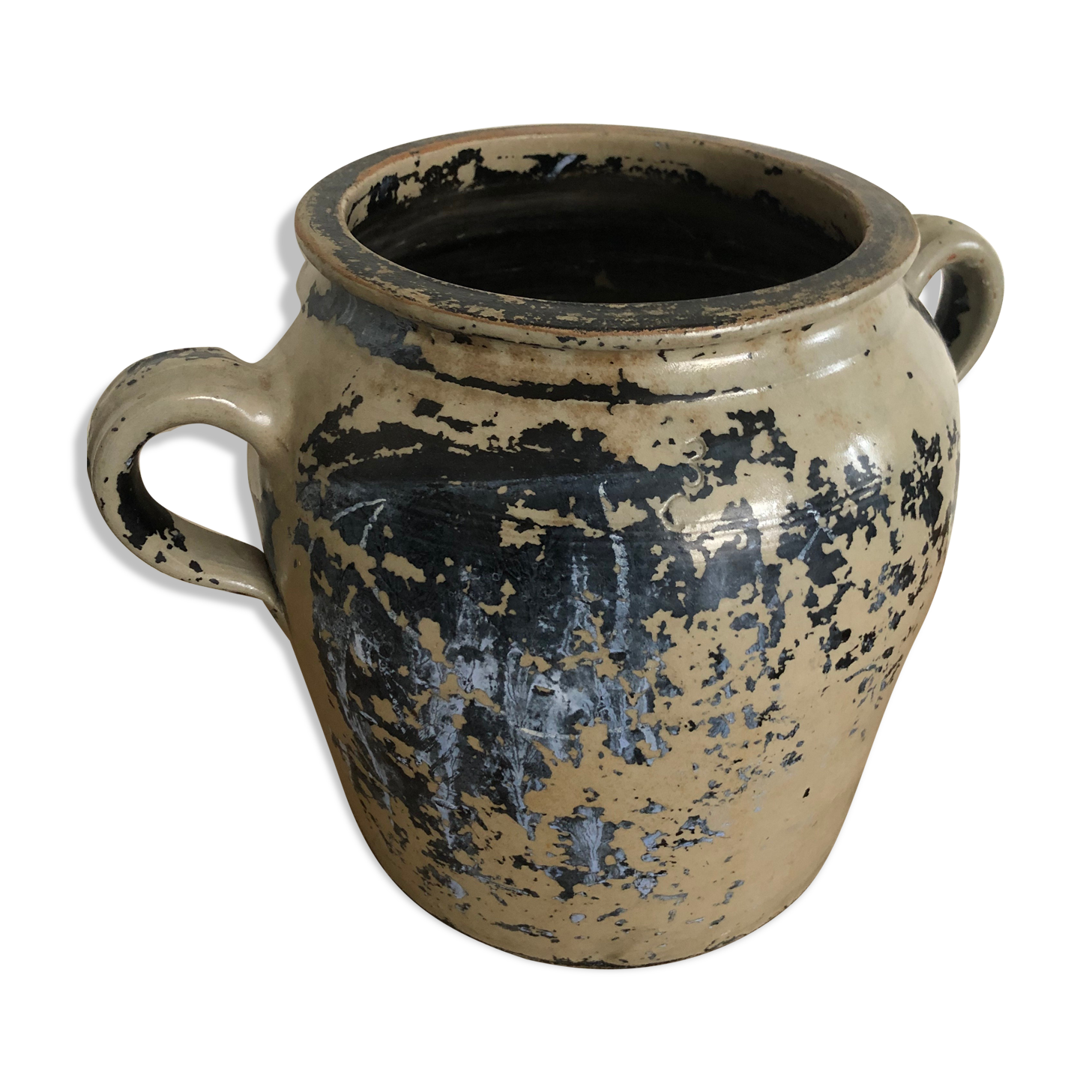 Old sandstone pot