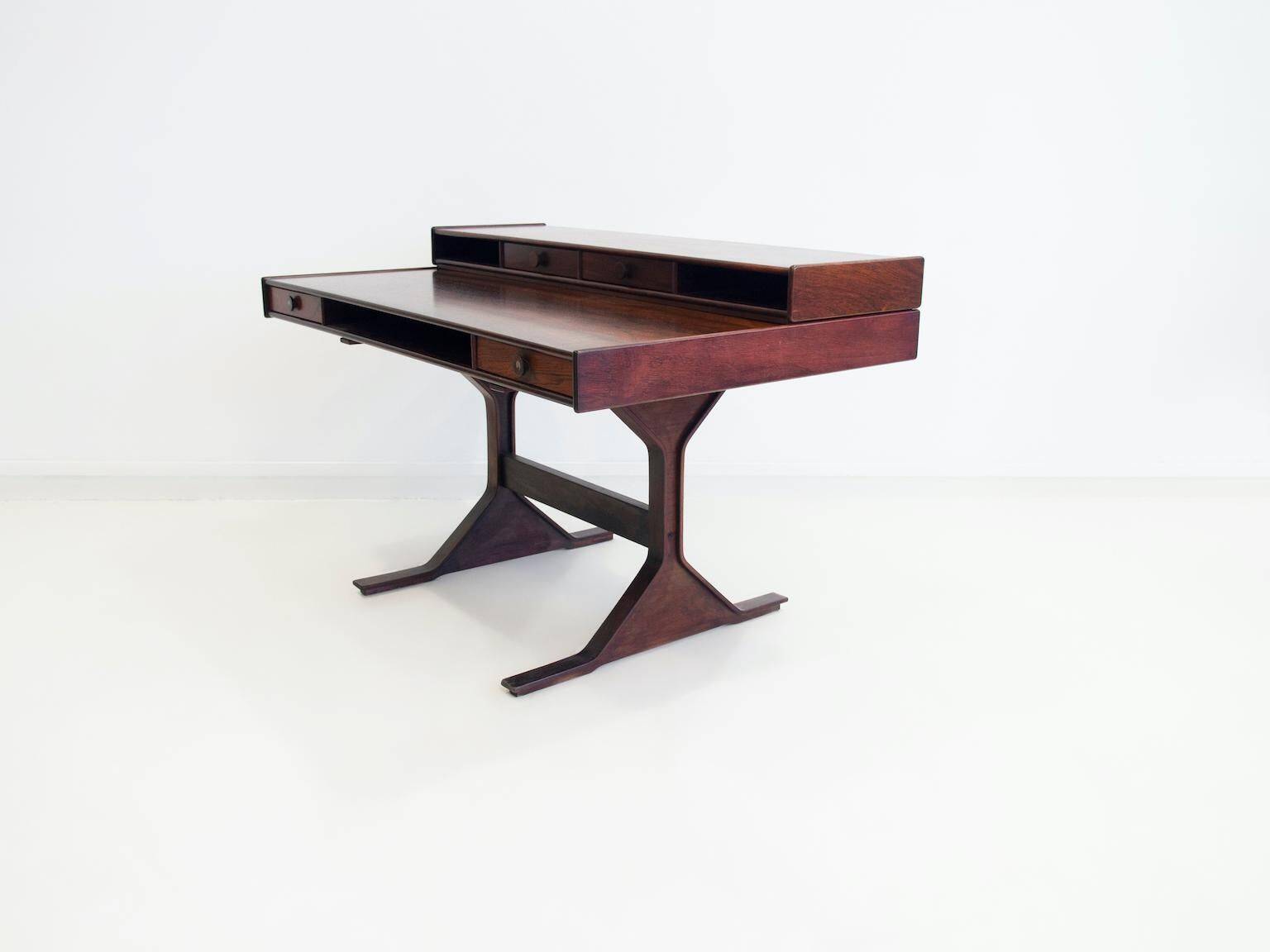Modern mid-century wooden desk by Gianfranco Frattini for Bernini