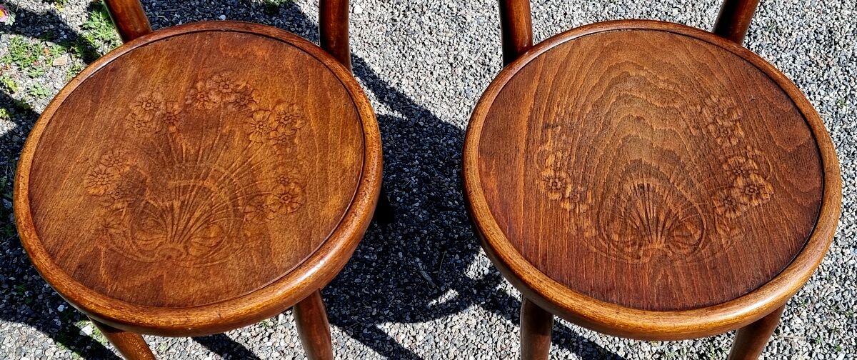 Pair of chairs Thonet 1905-1910 ca