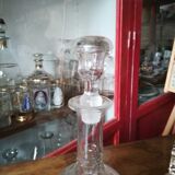 Carafe en verre ciselé
