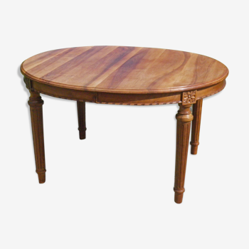 Table ovale style Louis XVI