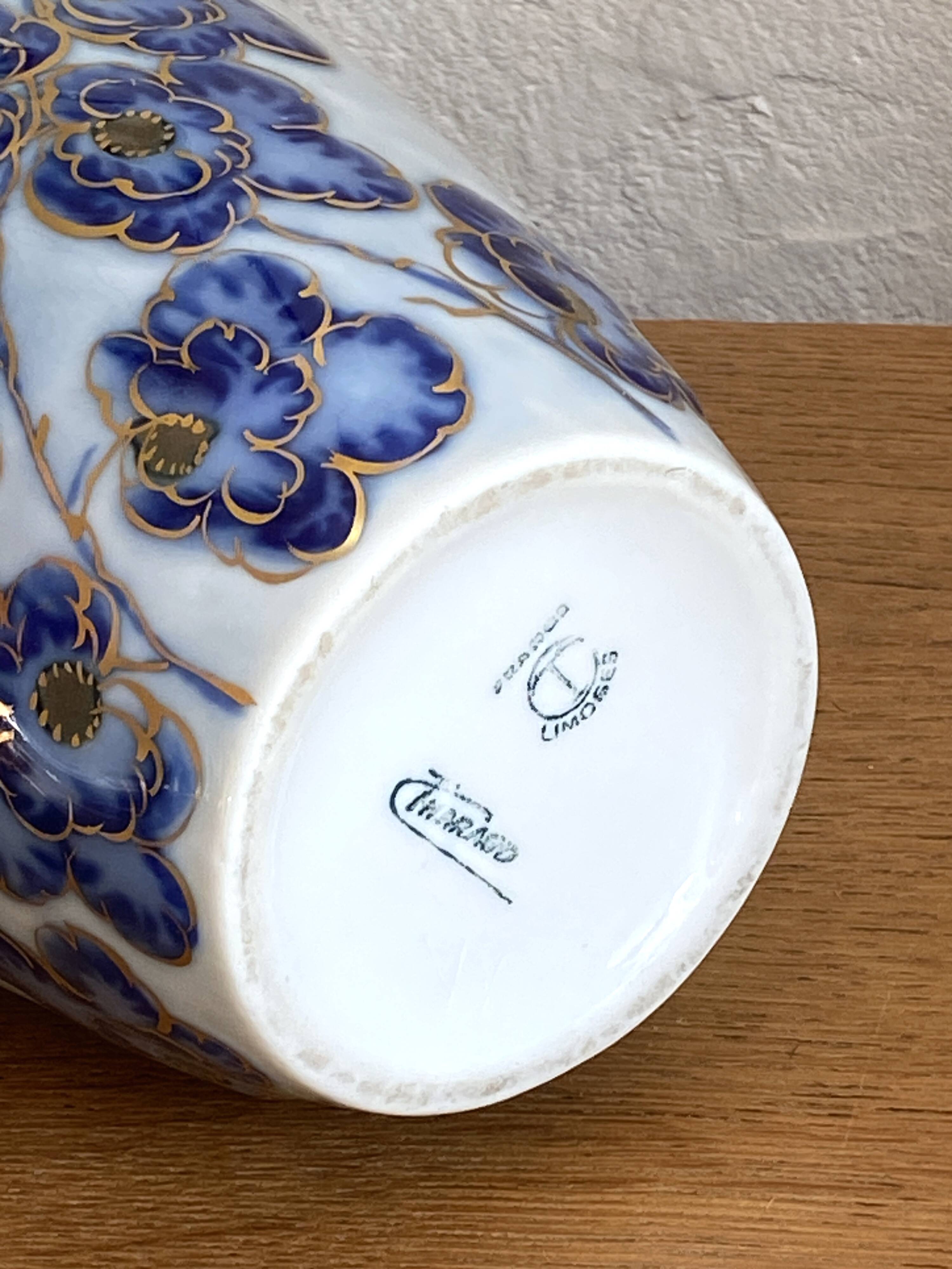 Vase from 1930 by Camille Tharaud in Limoges porcelain, signed - 27 cm
