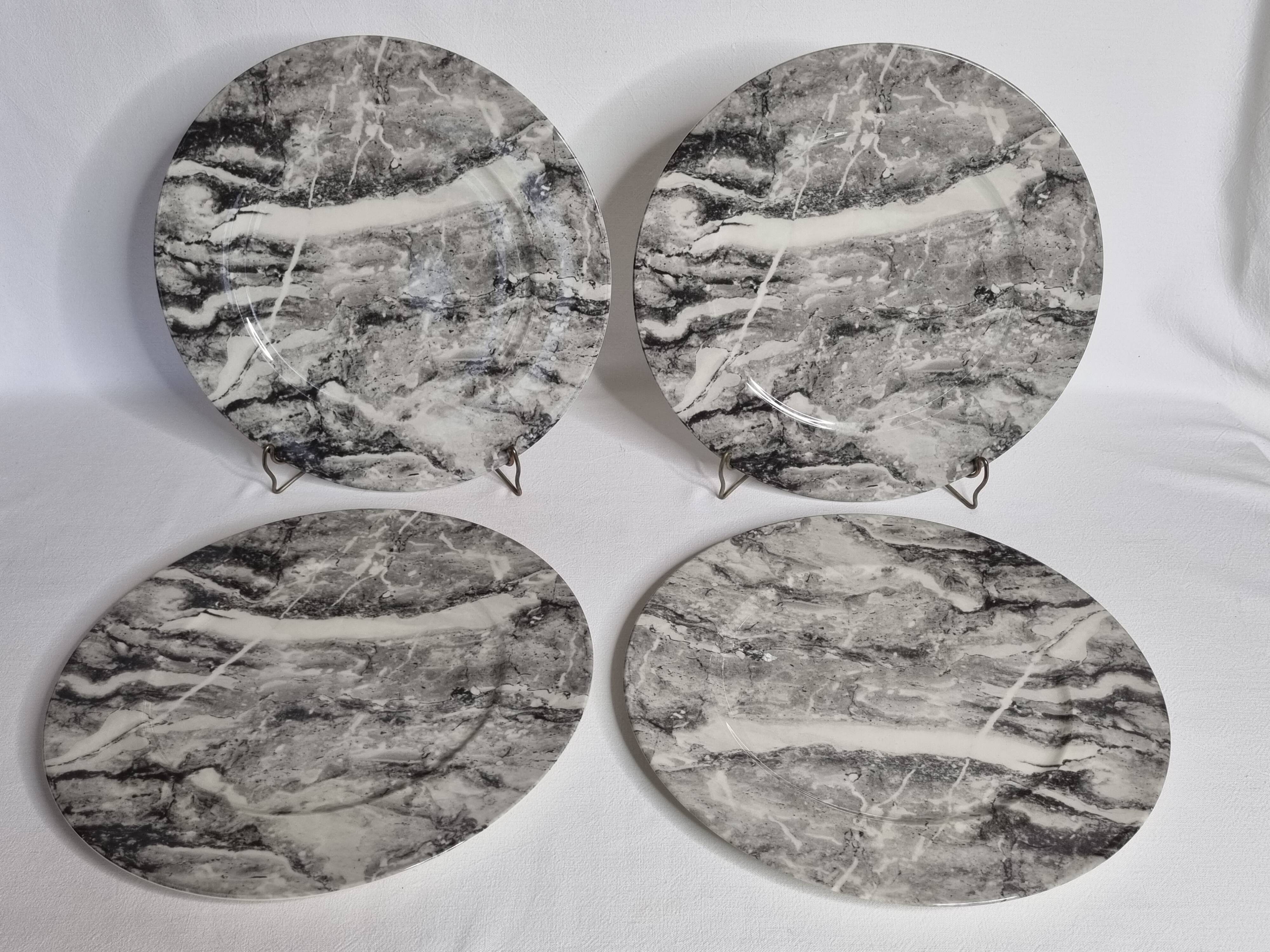 Set of 4 large Villeroy & Boch marble effect plates – 27 cm