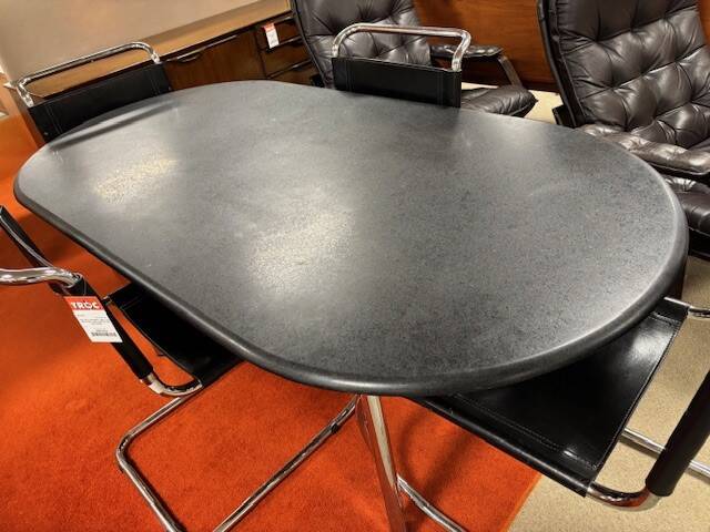 Knoll oval table with black marble and chrome legs by Joe d'Urso, 1983