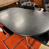 Knoll oval table with black marble and chrome legs by Joe d'Urso, 1983