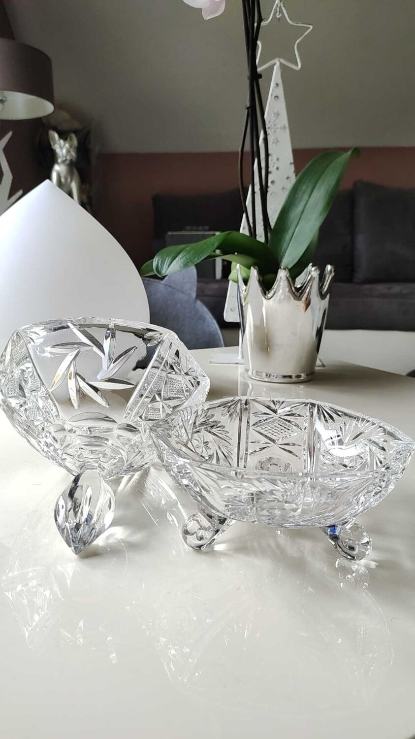 Vintage hexagonal Bohemian crystal bonbonnière/sweetener