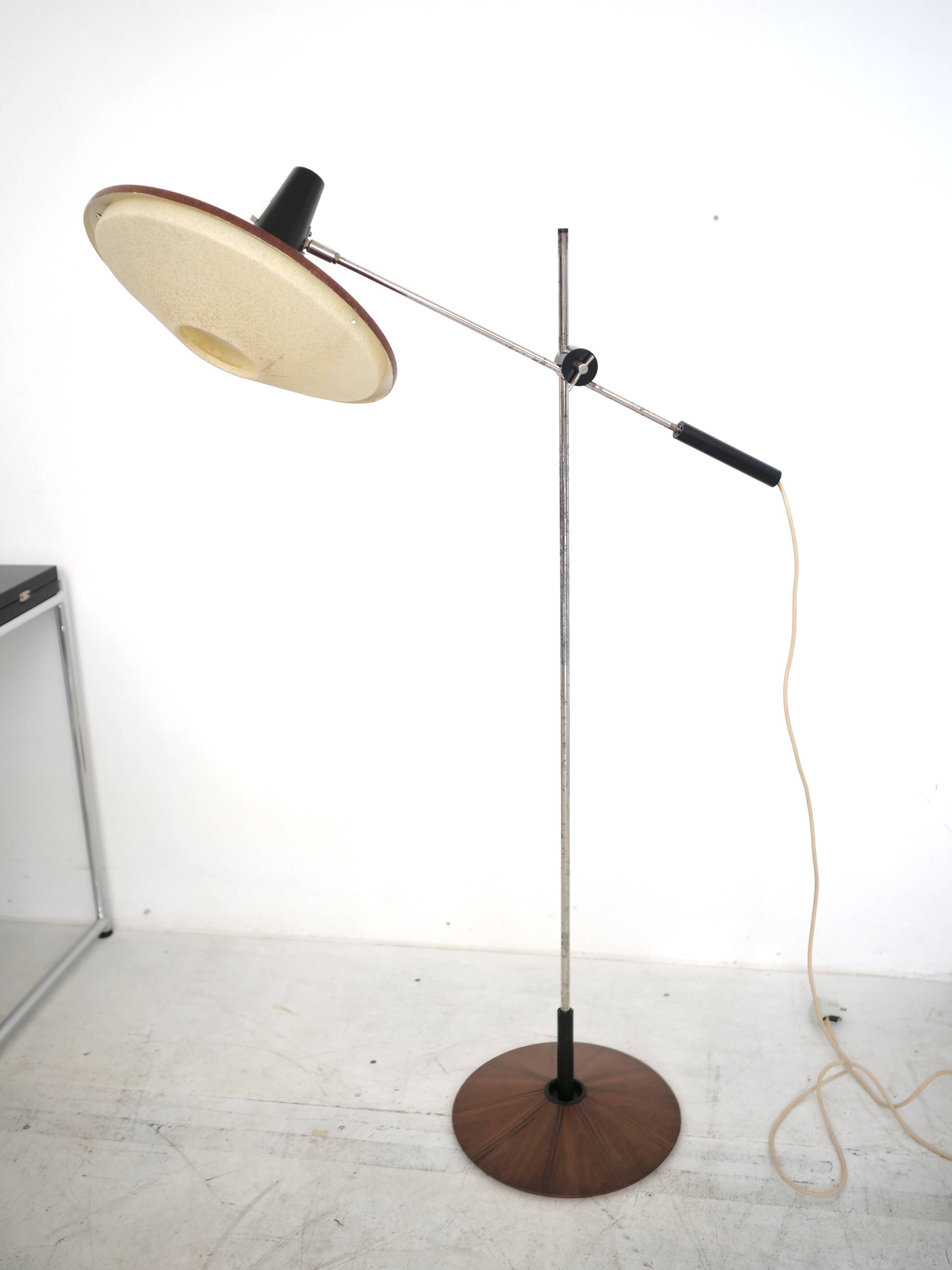 temde leuchten light floor lamp