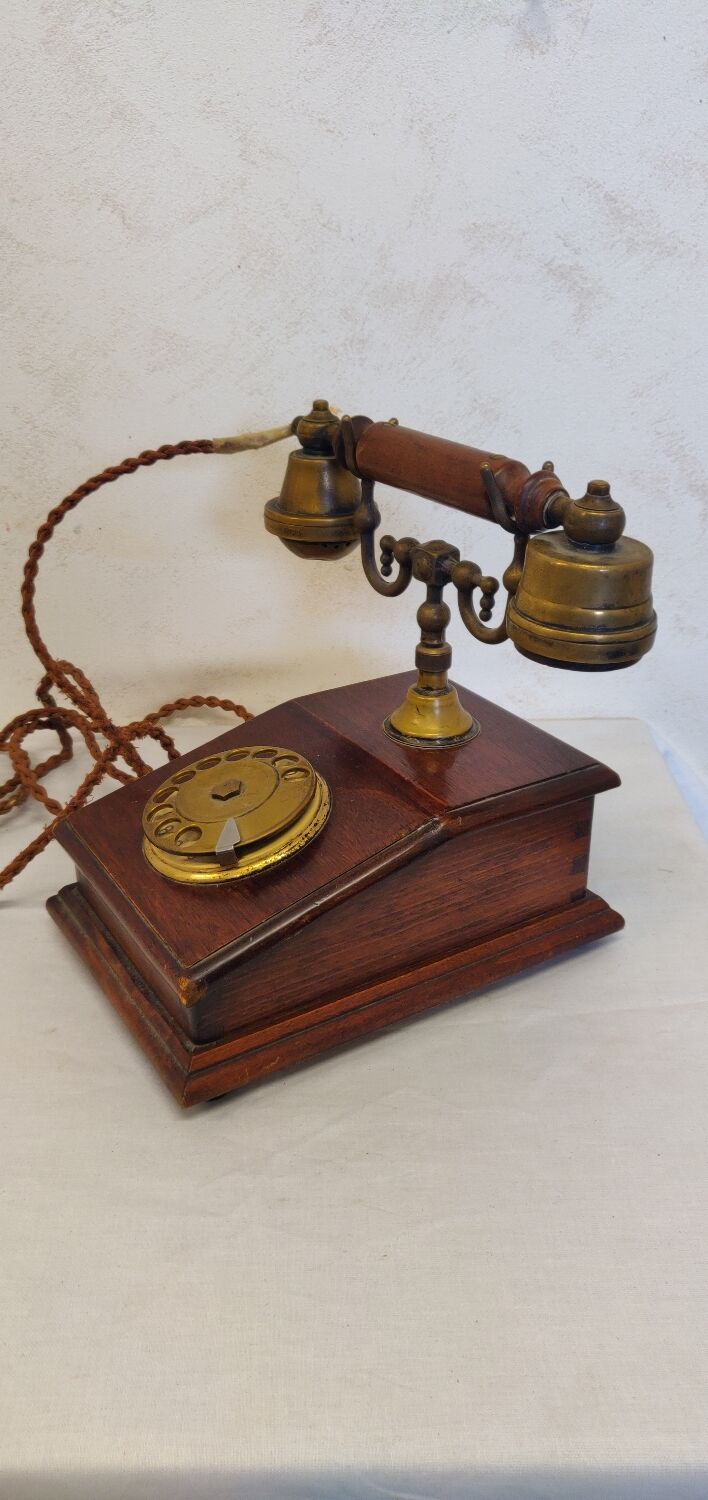 Old phone telcer italy