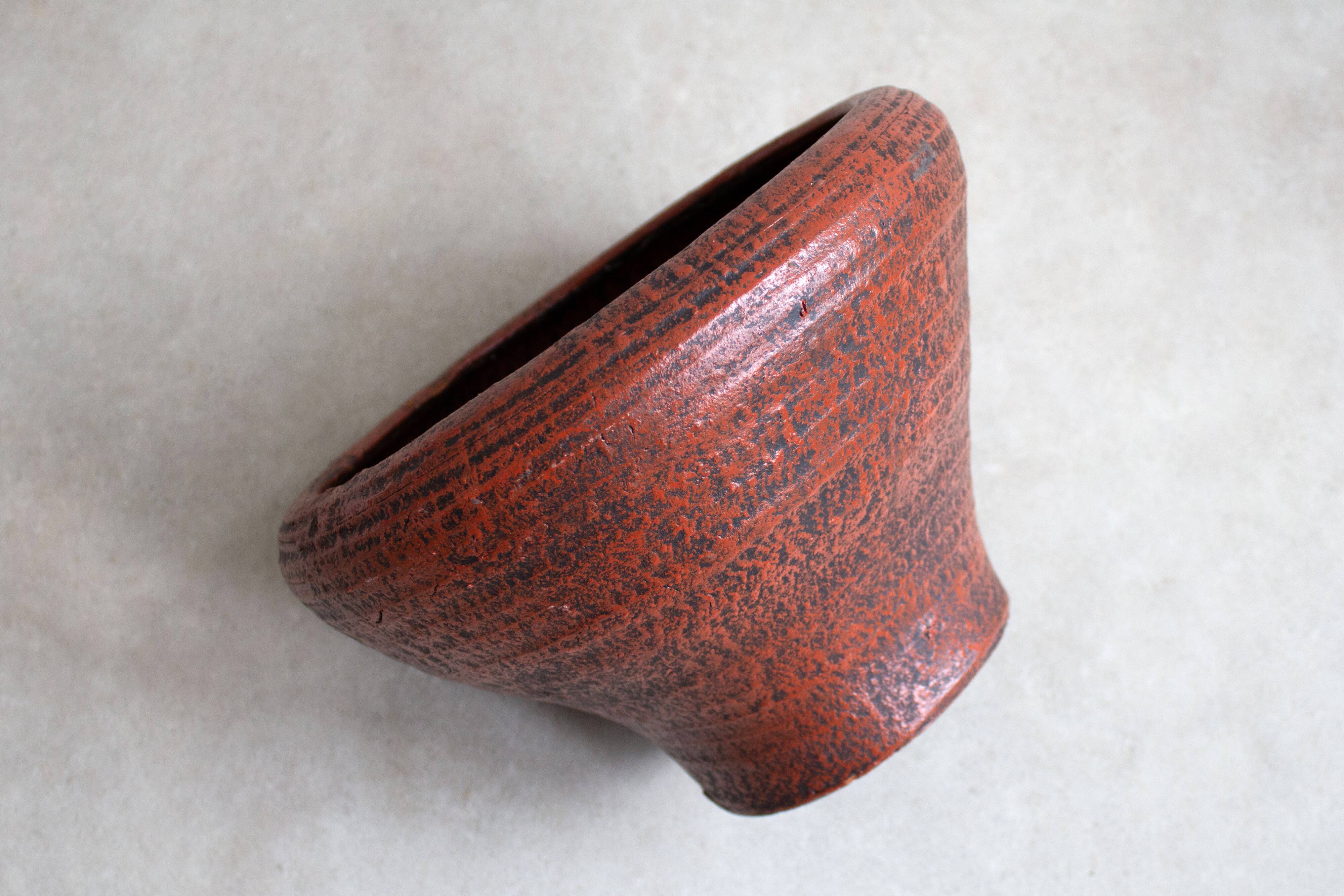 Large vintage K.D. ceramic planter / fruitbowl