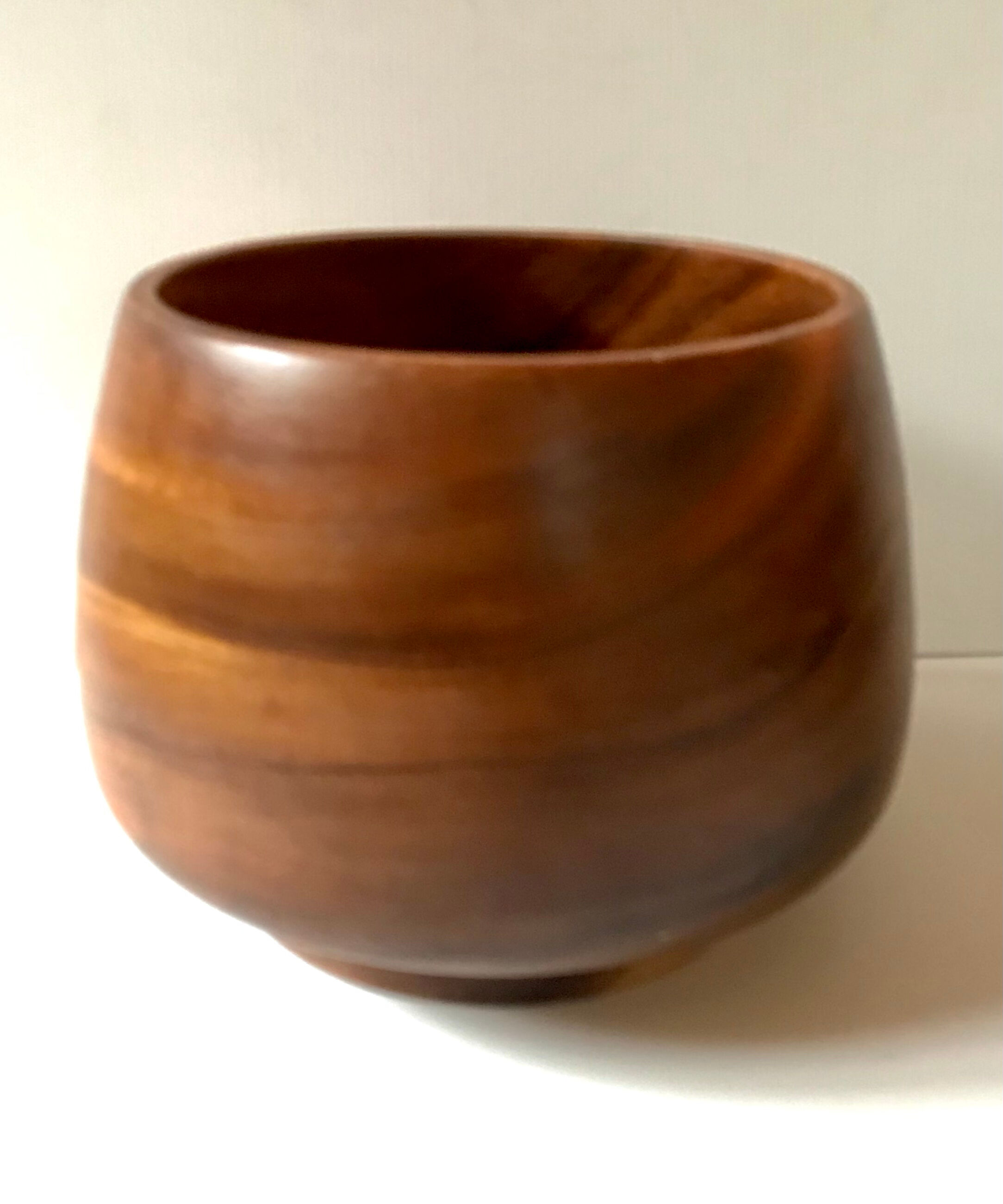 Wooden bowl 4 liters vintage