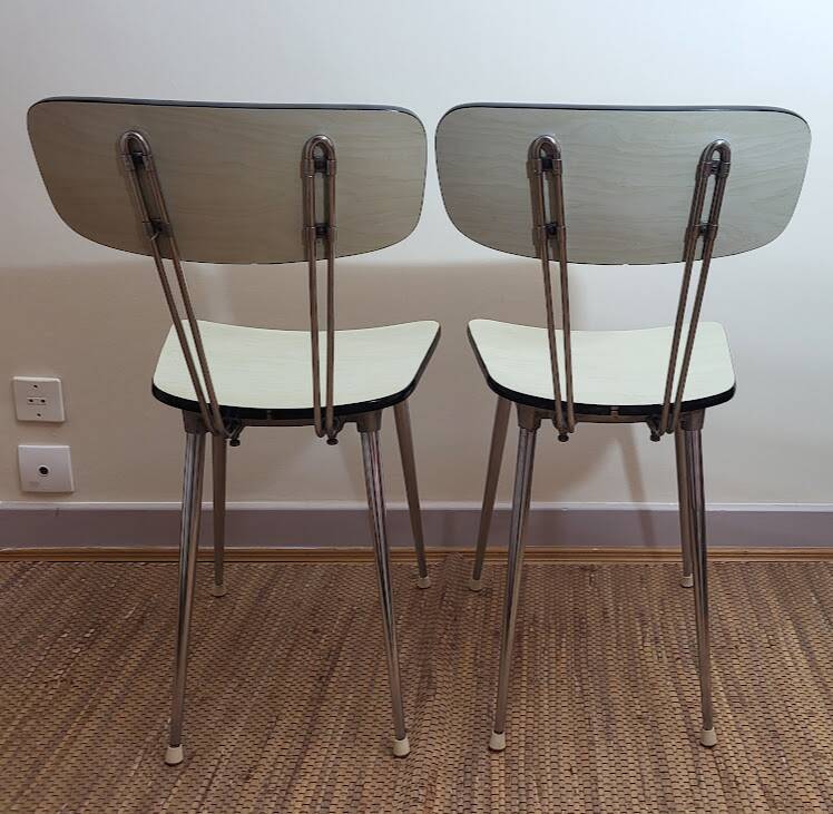 Lot de 2 chaises formica