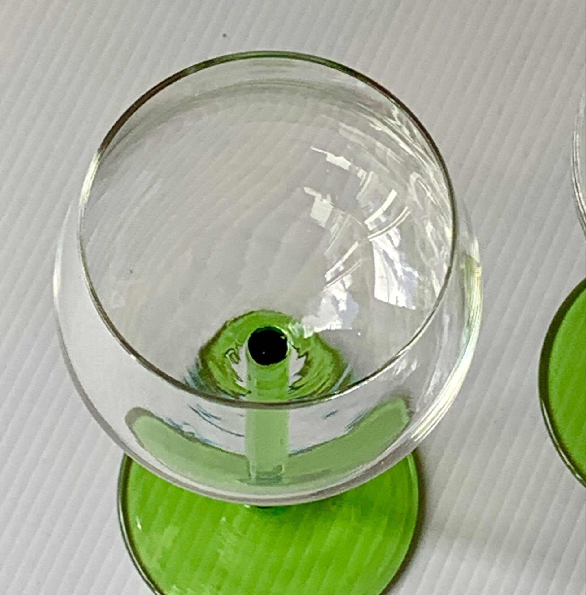 Verres à vin blanc soufflés vintage