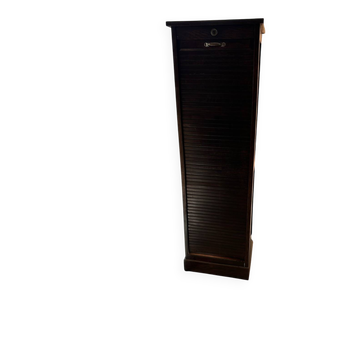 Curtain cabinet