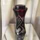 Vase taillé boheme de couleur bordeaux