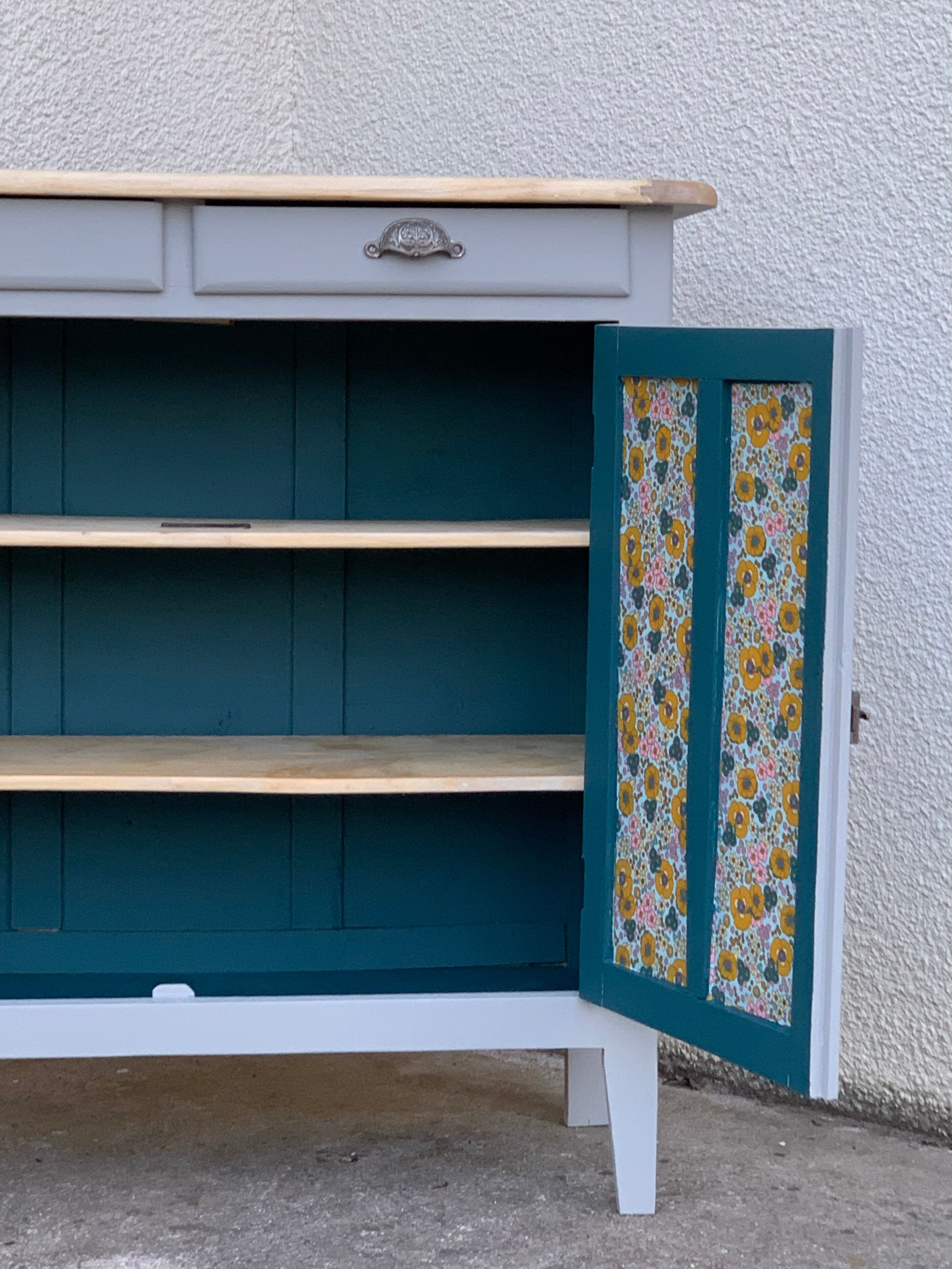 Vintage Parisian buffet 100x100