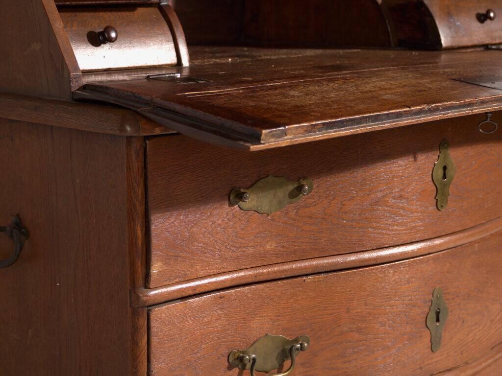 Antique oak secretary – Central Europe, circa 1850