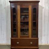 19th-century English mahogany library