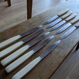 Set of 10 vintage stainless steel and bakelite table knives