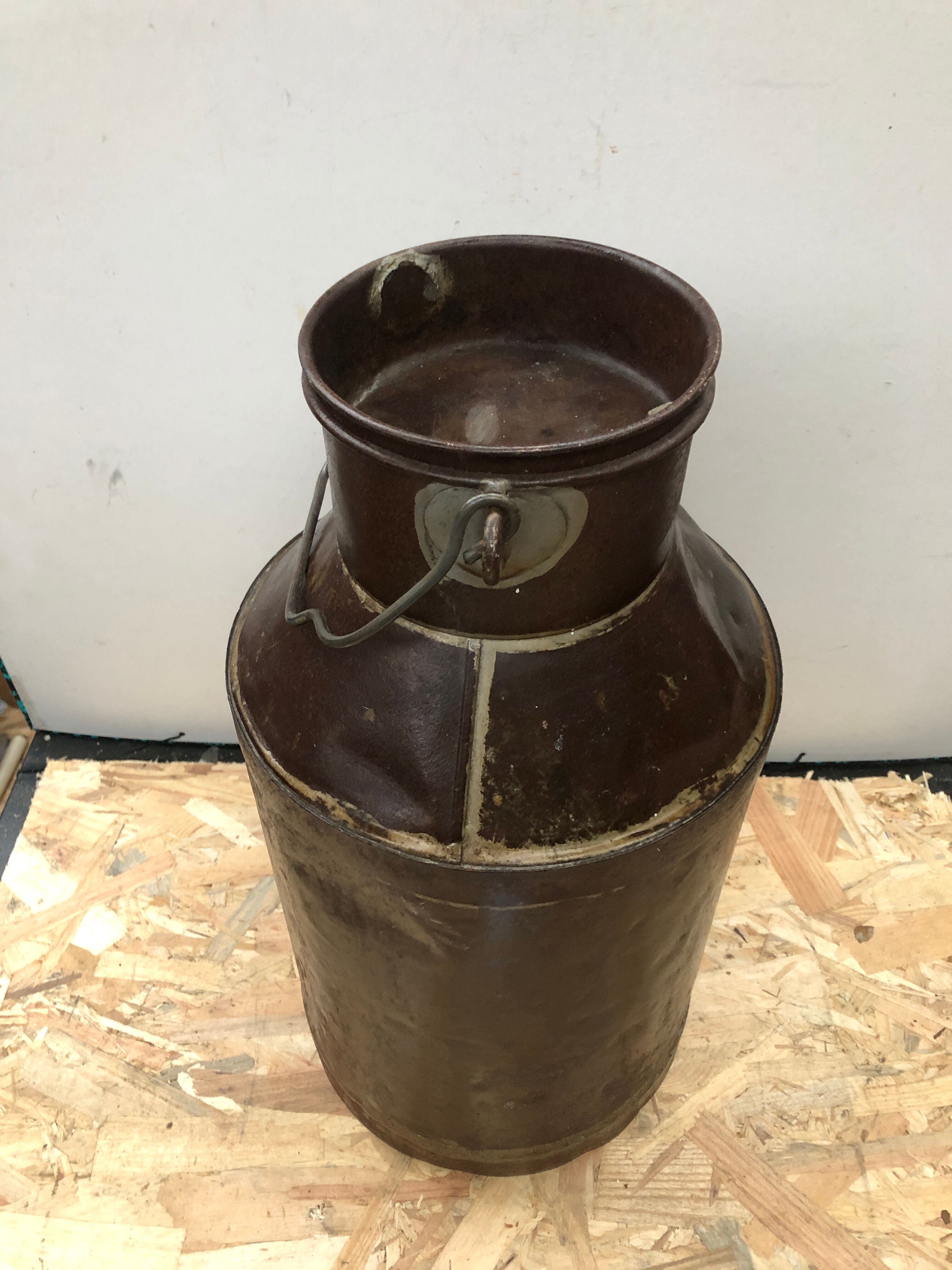 Old milk pot + metal lid vintage decoration