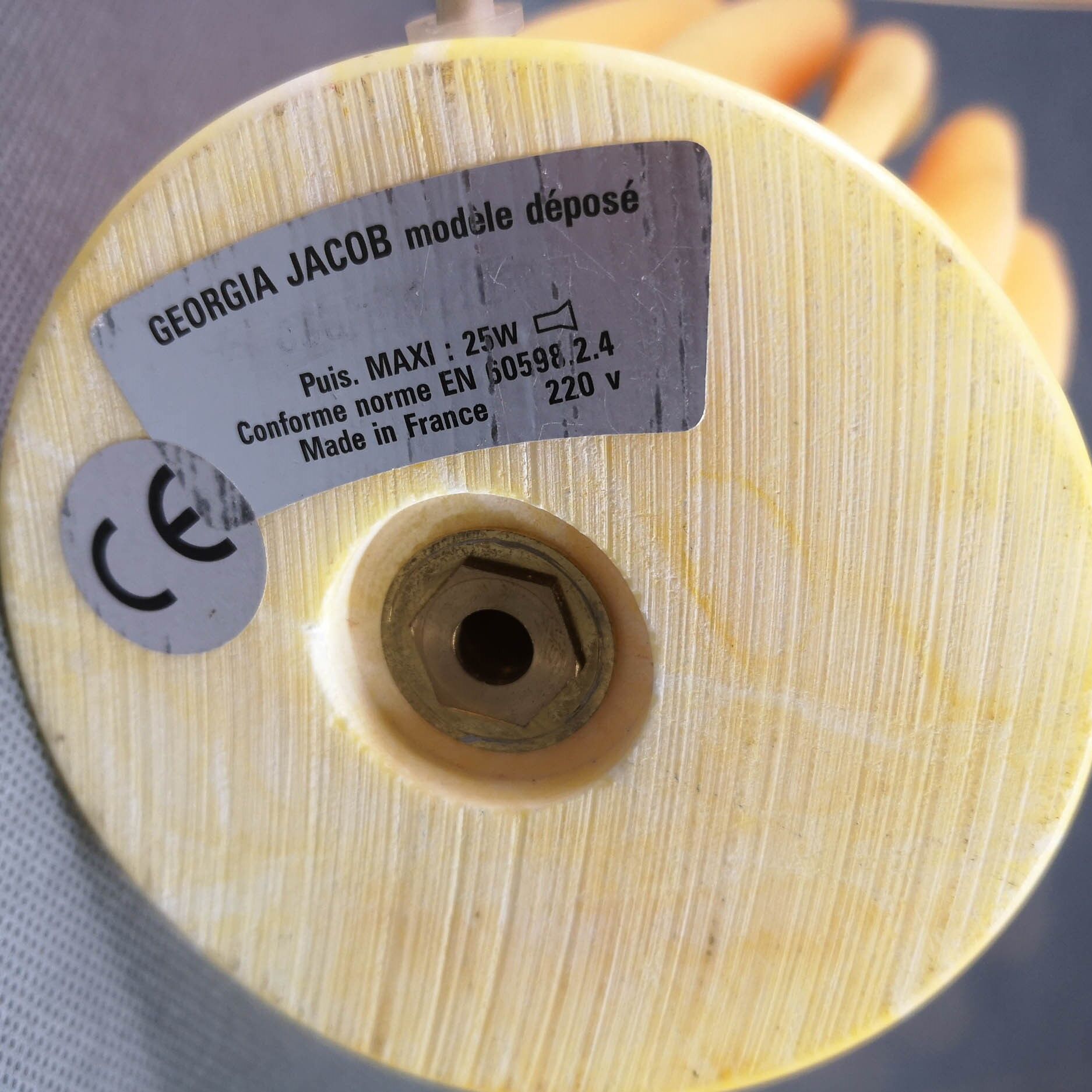 Georgia Jacob resin lamp