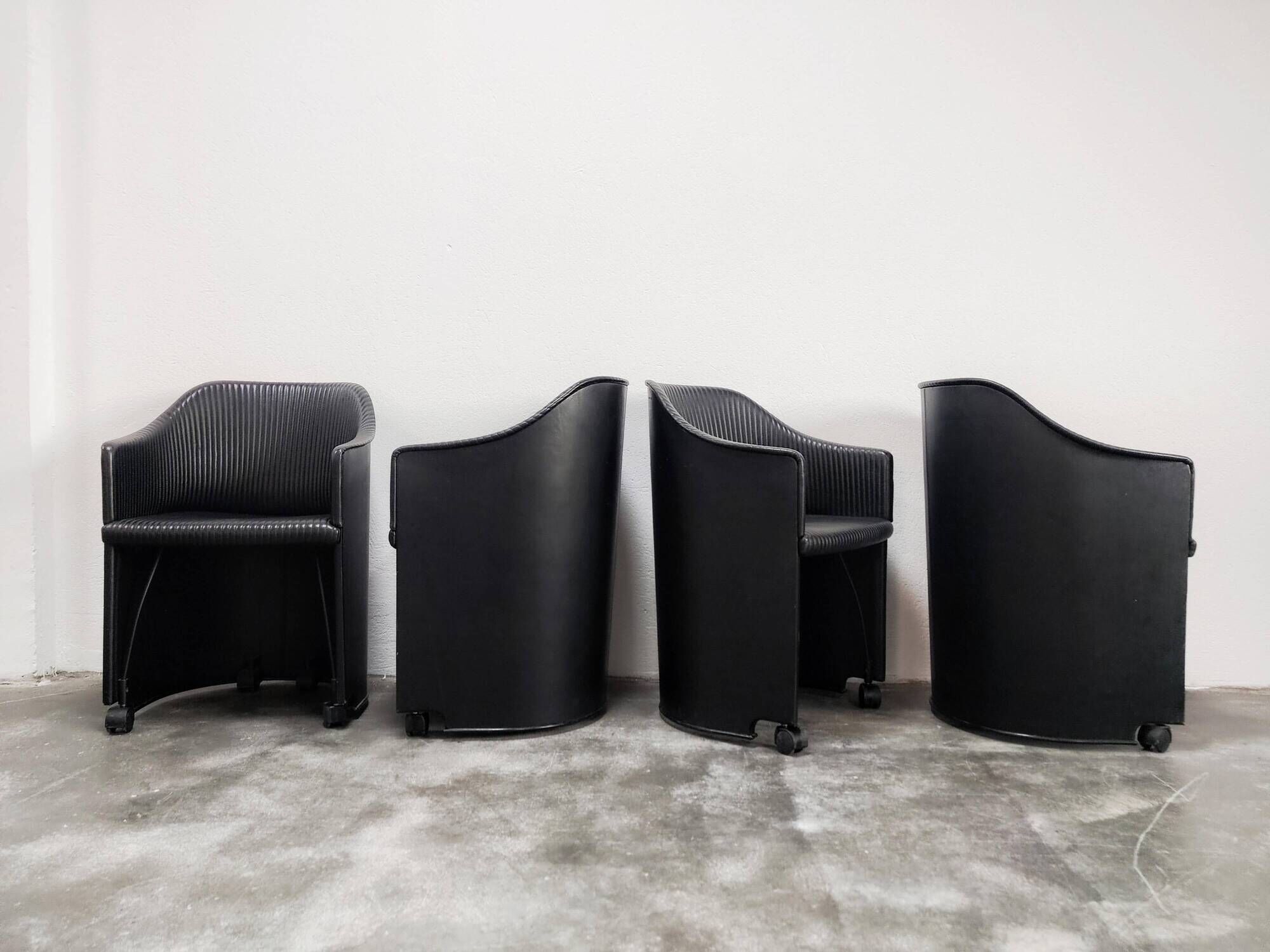 Fauteuils cuir Afra & Tobia Scarpa pour Maxalto, Modèle Artona 8552