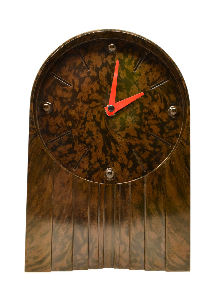 Bakelite clock