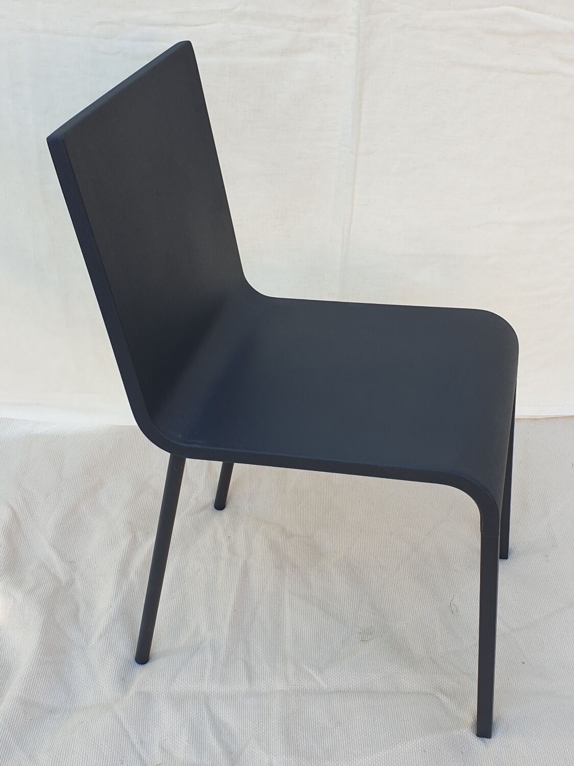 Vitra 03 chair