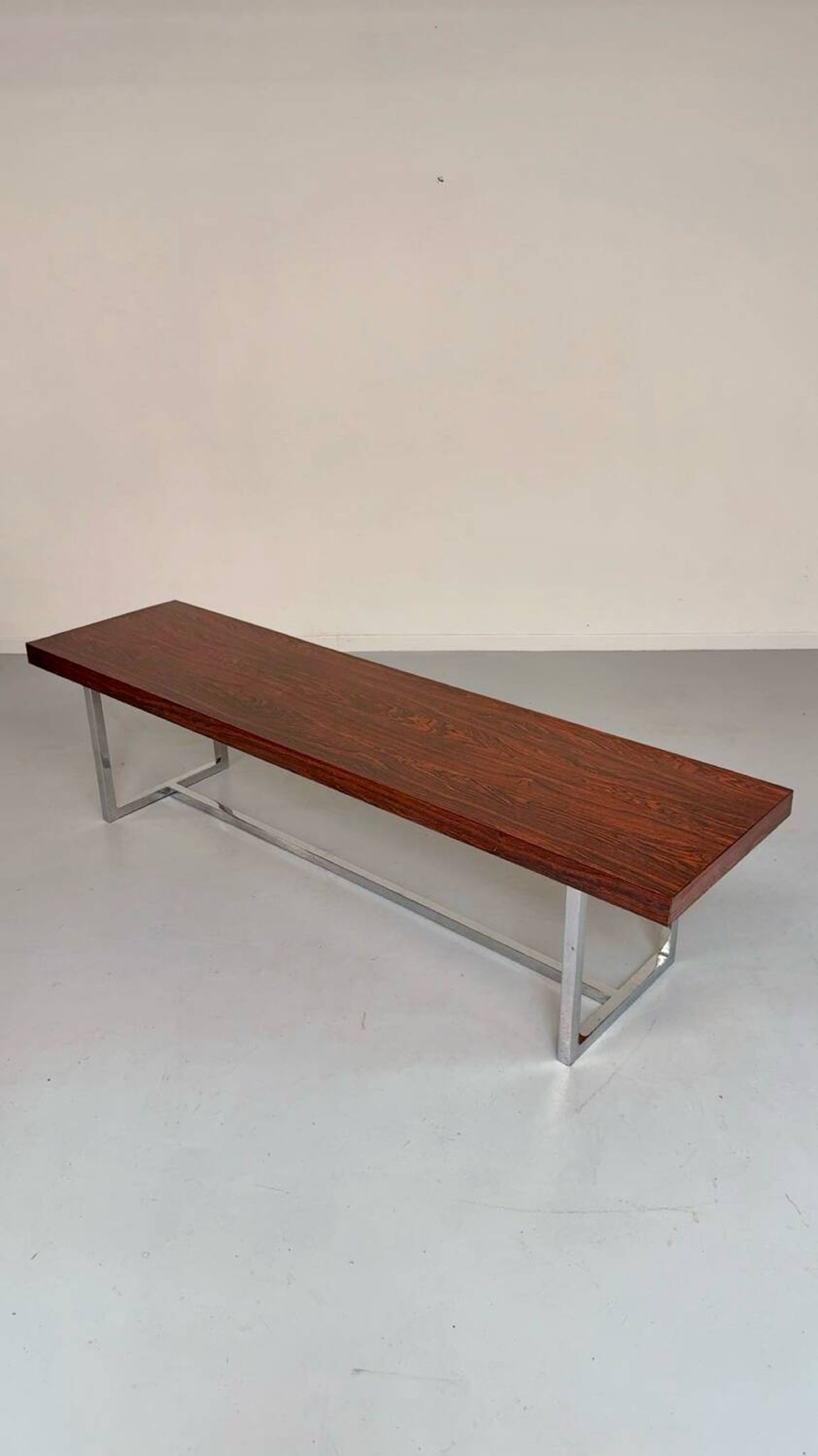 Antique and XXL Italian design coffee table from the 70s, rosewood veneer