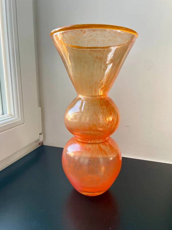 Vase signed A. Gray 1994