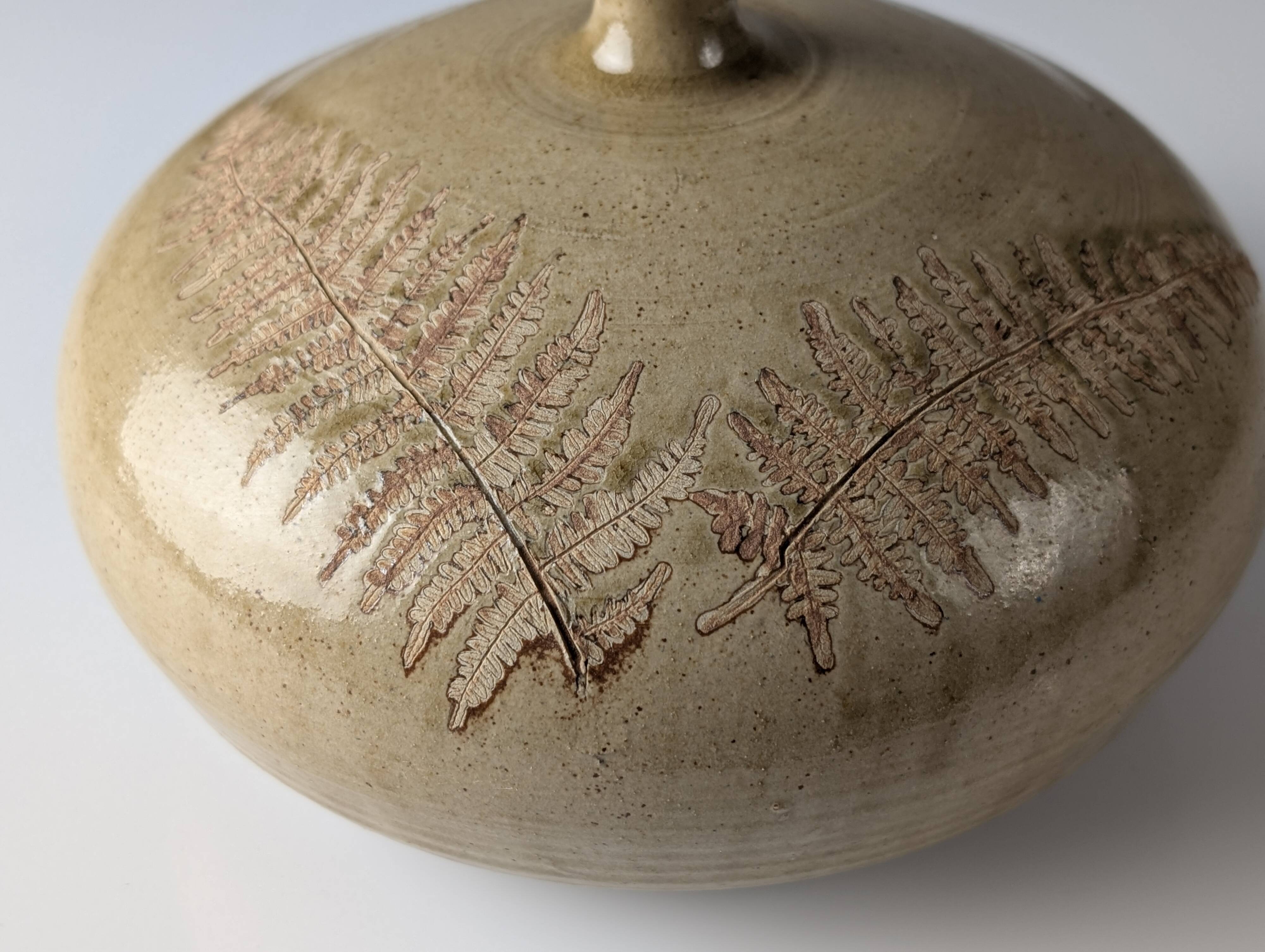 Ceramic table lamp in the style of Roger Capron with fern leaf Herbier motif, 1960s