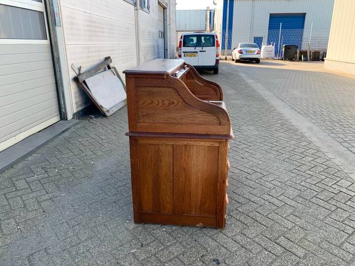 Bureau à volets en chêne