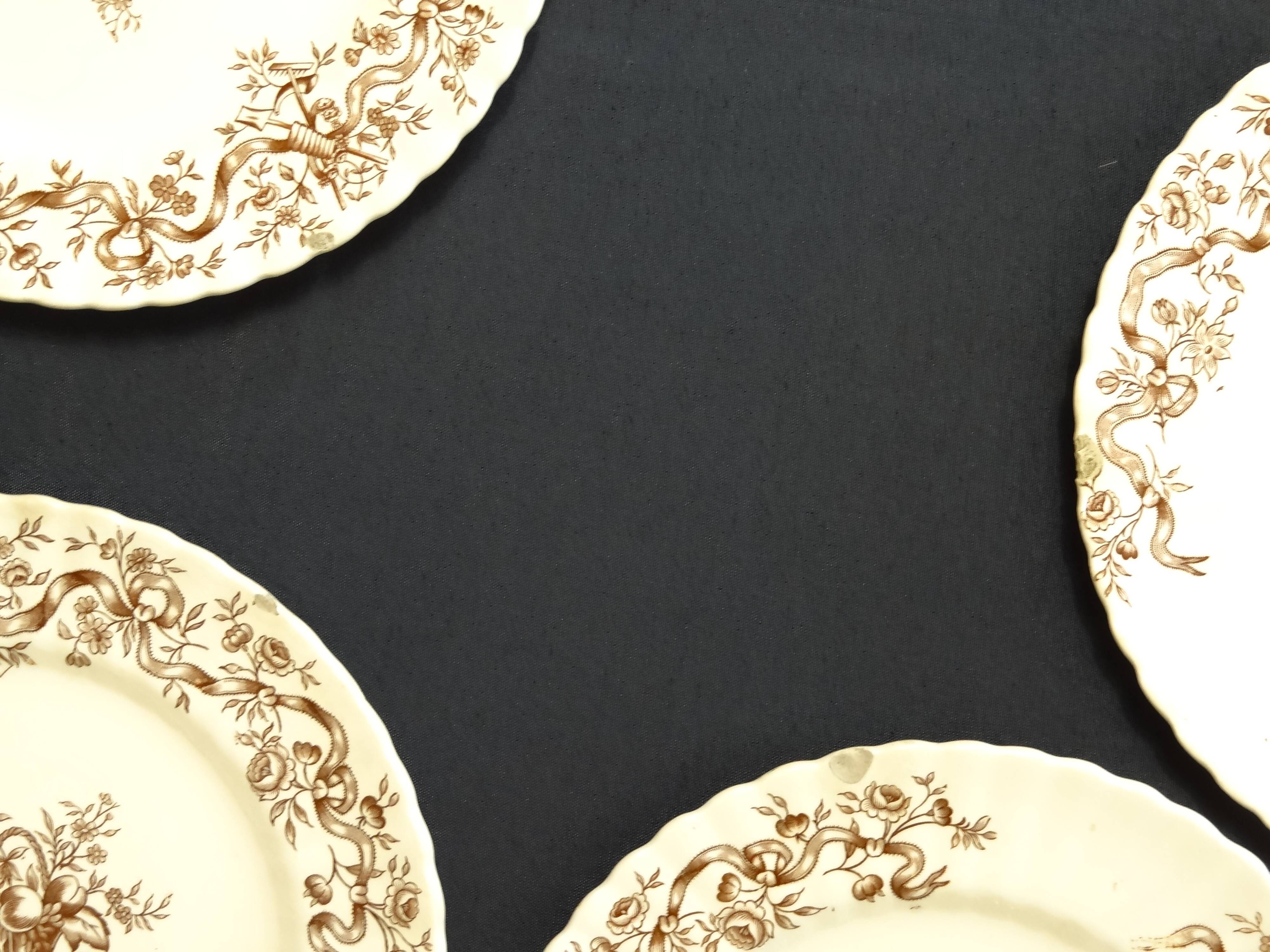 16 flat earthenware plates terre de fer, model rubans from longchamps, ø 24.9 cm